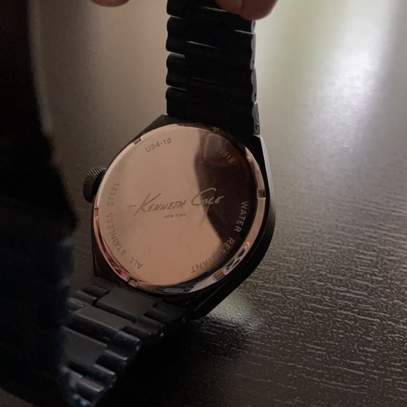 Kenneth Cole Men’s Watch - Picture 5 of 5